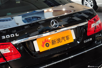 2012款奔驰E级实拍
