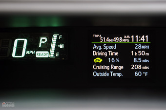2012款丰田Prius C