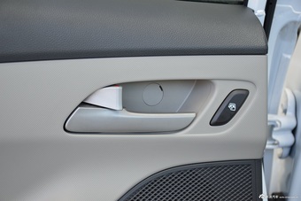 2016款赛欧3 1.3L手动舒适天窗版