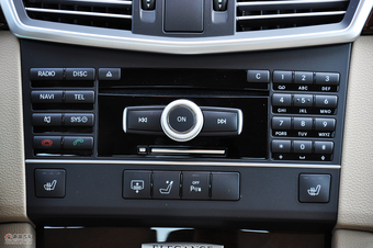 2011款奔驰E200 CGI优雅型内饰