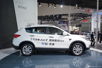 2014年第12届广州国际车展 图为：风神AX7