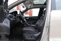 2016款众泰SR7 1.5T自动顶配版