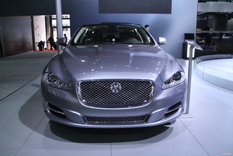 捷豹XJ全景商务车