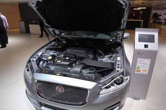 2015款捷豹XJL巴黎车展实拍