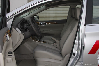 2012款轩逸1.8XL自动豪华版