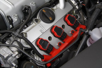 2011款A8L发动机