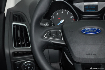 2015款福克斯两厢1.0L GTDi手动超能风尚型