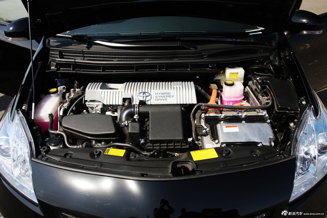 2012款普锐斯1.8L自动豪华先进版 黑色