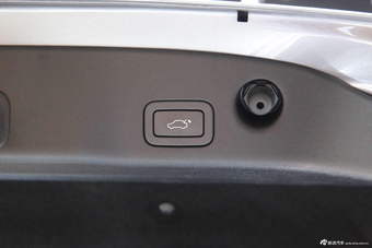 2015款捷豹XJL巴黎车展实拍