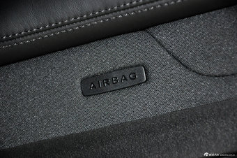 2012款奔驰E级实拍