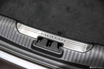 2015款捷豹XJL巴黎车展实拍