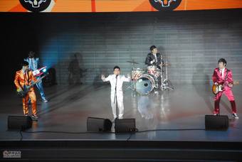 2012款斯巴鲁XV上市发布现场歌舞