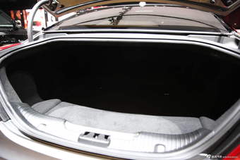 2015款捷豹XJL巴黎车展实拍