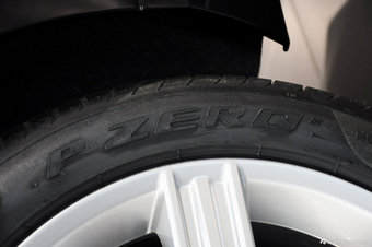 2012款奔驰E级实拍