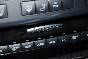 2012款奔驰E级实拍