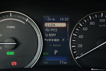2016款雷克萨斯RX 3.5L自动450h四驱尊贵型