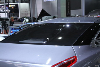 捷豹XJ全景商务车