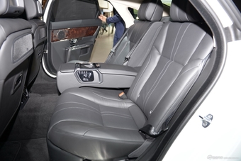 2014年第12届广州国际车展 图为：捷豹XJL剑桥限量版