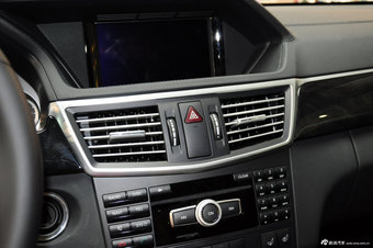 2012款奔驰E级实拍