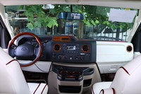 2015款福特E350黄金版