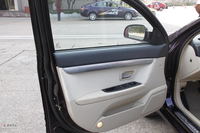 2012款莲花L5 Sportback 1.6L车型乘坐空间