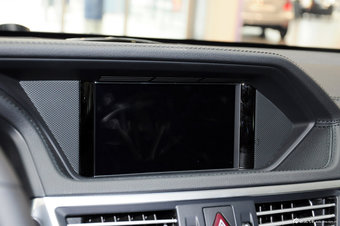 2012款奔驰E级实拍