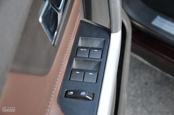 2011款福特锐界3.5L尊锐型