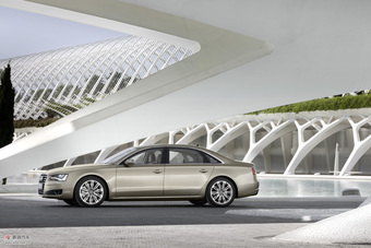 2011款奥迪A8L W12官方图