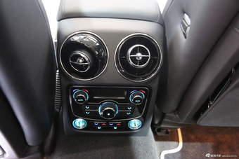 2015款捷豹XJL巴黎车展实拍