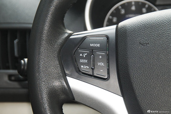 2014款风神A30 1.5L手动智驱智尚型