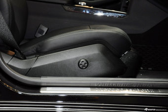 2012款奔驰E级实拍