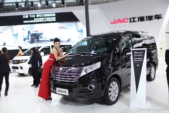 2014年第12届广州国际车展 图为：江淮 瑞风M5