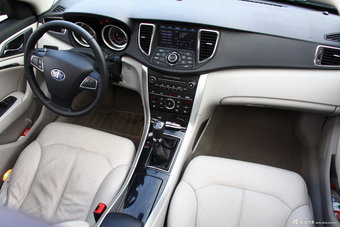 2012款B90手动豪华型