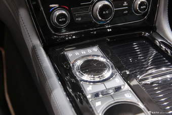 2015款捷豹XJL巴黎车展实拍