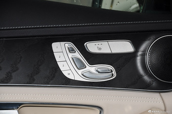 2015款奔驰C级C200L 2.0T自动运动版