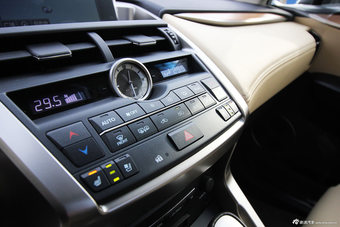 2015款雷克萨斯NX300h 全驱锋芒版