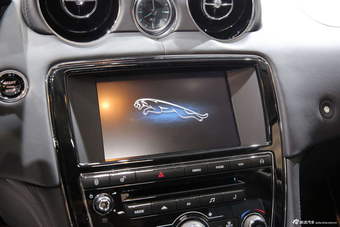 2015款捷豹XJL巴黎车展实拍