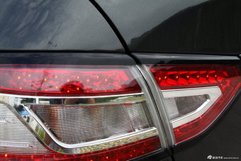 2012款B90手动豪华型