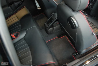 2011款MINI COOPER S CLUBMAN Hampton限量版