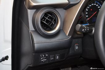 2015款RAV4 2.5L自动四驱尊贵版