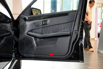 2012款奔驰E级实拍