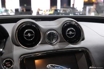 2015款捷豹XJL巴黎车展实拍