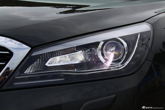 2012款B90手动豪华型