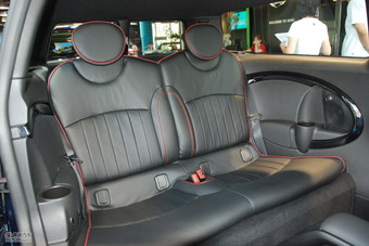 2011款MINI COOPER S CLUBMAN Hampton限量版