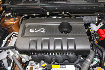 2014款英菲尼迪ESQ 1.6L自动率性版
