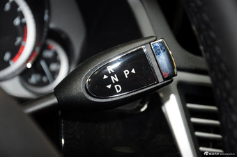 2012款奔驰E级实拍