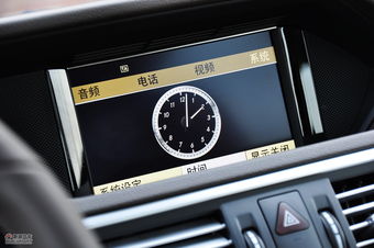 2011款奔驰E200 CGI优雅型内饰
