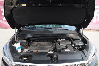 2015款索兰托L 2.4L GDI汽油四驱尊贵版 5座 国5