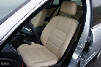 2011款奔驰C300