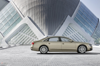 2011款奥迪A8L W12官方图